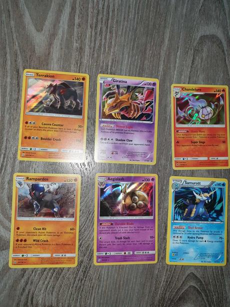 Pokemon leskle karty tcg,