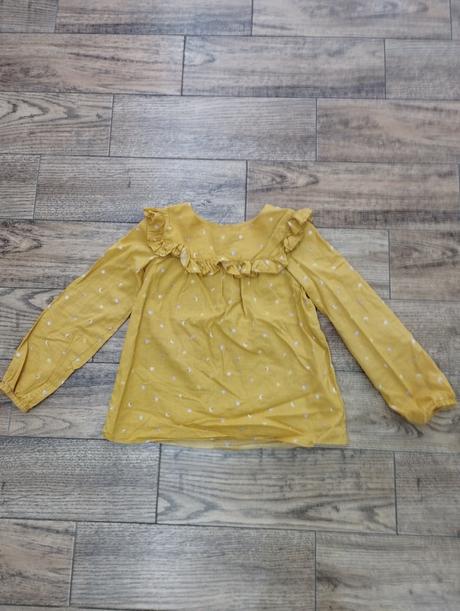 Top s volánmi, h&m,140