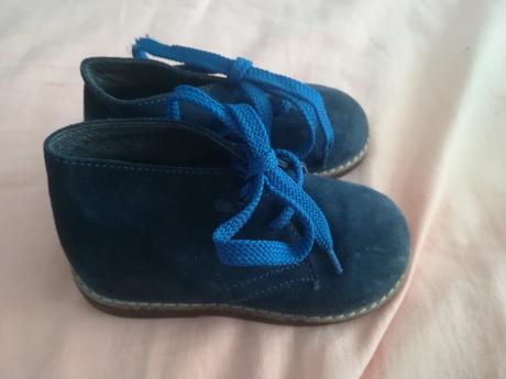 Vyššie topánky docksteps veľkosť 22, 22