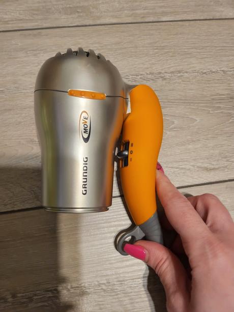 Cestovný fén grundig 1500w, 