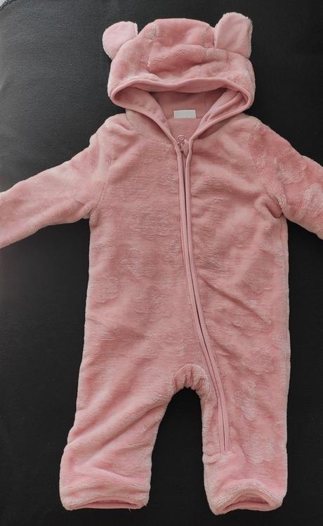 Dievčenský overal, 74