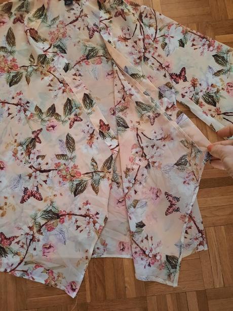 Dámske kimono, atmosphere,s