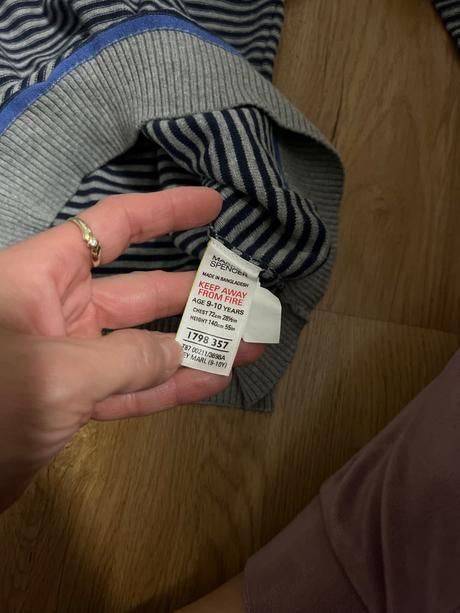 Sveter, marks & spencer,140