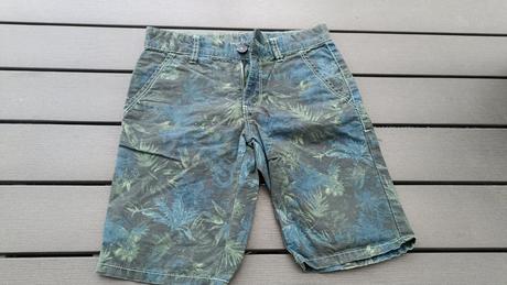 Krátke nohavice veľ 130 zn. benetton, benetton,134
