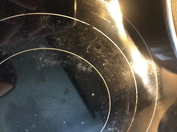 Delimano hrnce a panvice