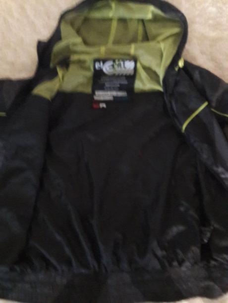 Športová vetrovka, s