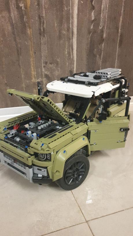 Lego technic 42110  - land rover defender top stav, 