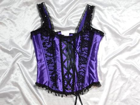 Kvalitny korzetovy top, 42