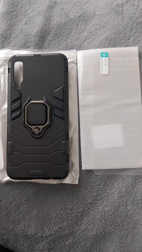 Skla a kryty, huawei