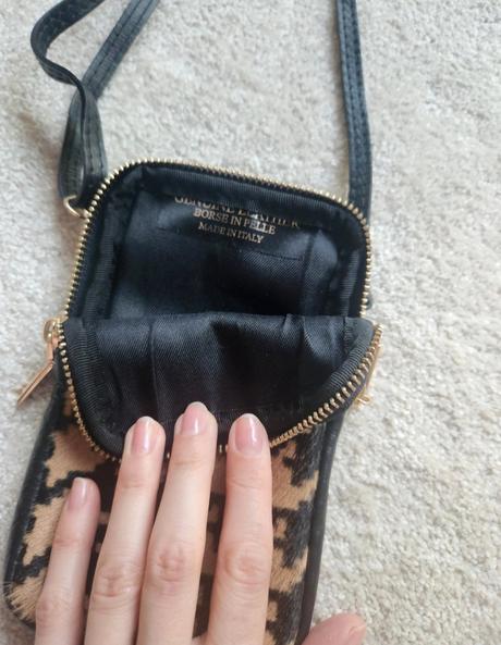 Taštička na mobil, 