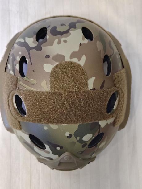 Taktická airsoftová maskáčová prilba multicam l/xl,