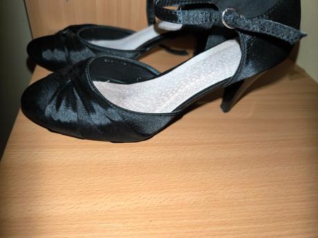 Dámske dievčenské lodičky, 39