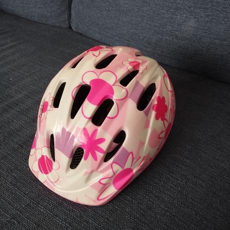 Dievčenská prilba, xs