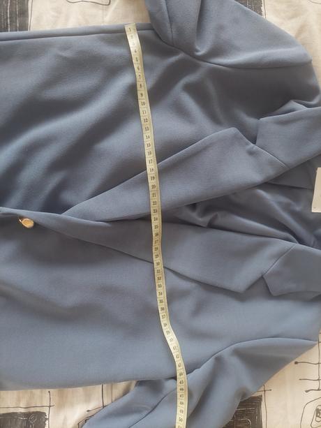 Biznis kostým, reserved,s