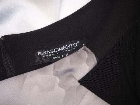 Elegantné šaty rinascimento, s