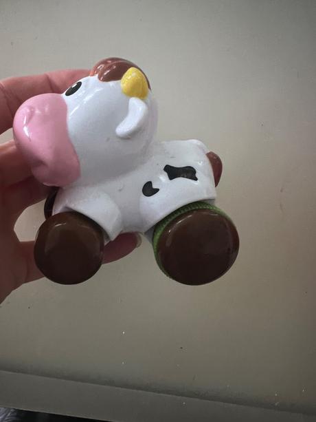 Kravička na zotrvačník a lietadlo na tlačitlo,