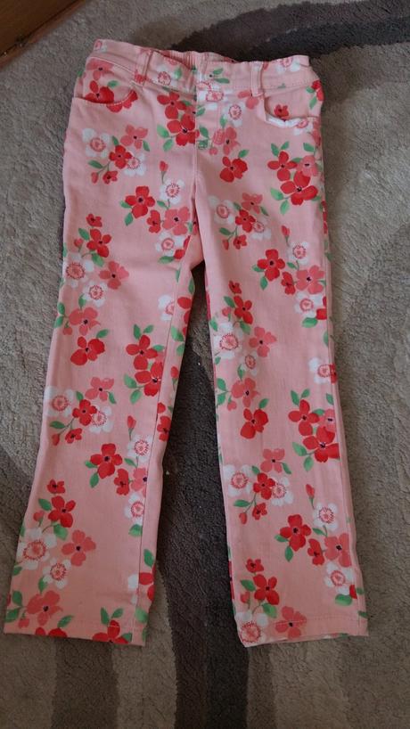 Kvietkovane rifle, gymboree,110