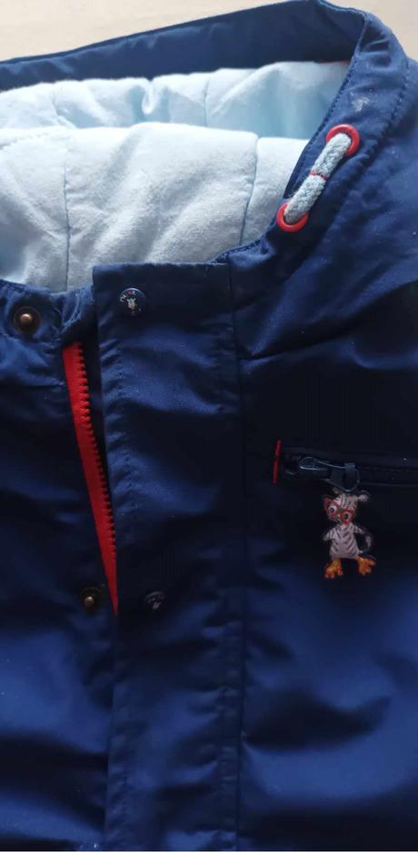 Tepla modra bunda, sergent major,74