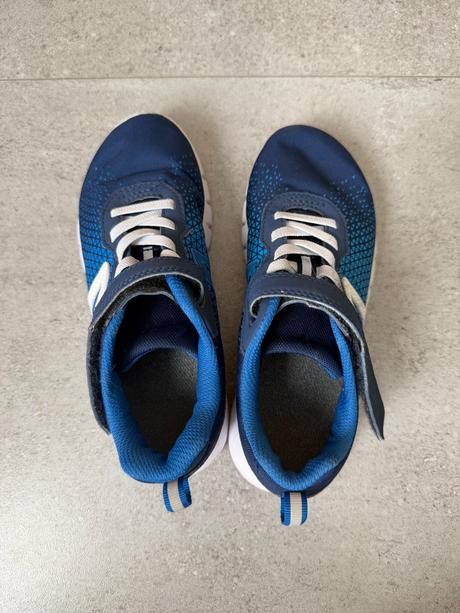 Lahucke tenisky na telesnu, decathlon,32