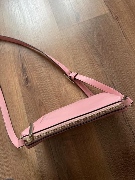 Minimálne nosena kabelka, calvin klein