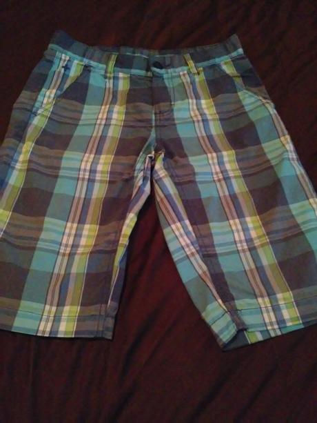 Krátke nohavice, c&a,152