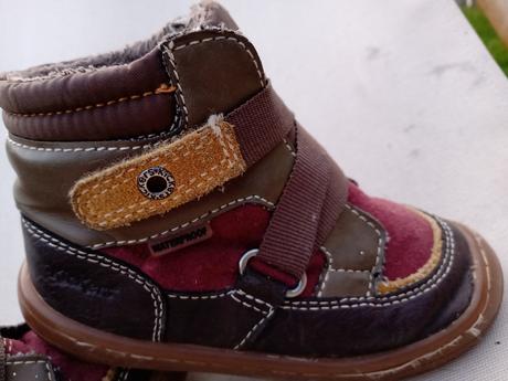 Topanky kickers s postovnym doporuc., kickers,24