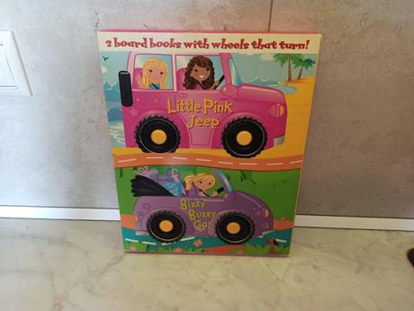 Wheelie book pack - leporela s kolieskami v anglic,
