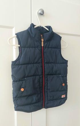 Chlapčenská prešívaná vesta next, next,104