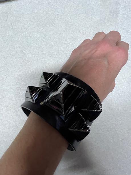 Givenchy rockstud naramok, givenchy