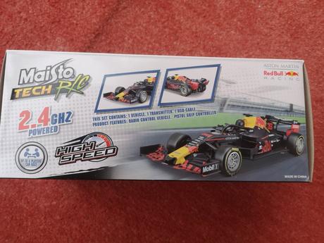 F1 red bull aston martin formula na diaľ ovládanie,