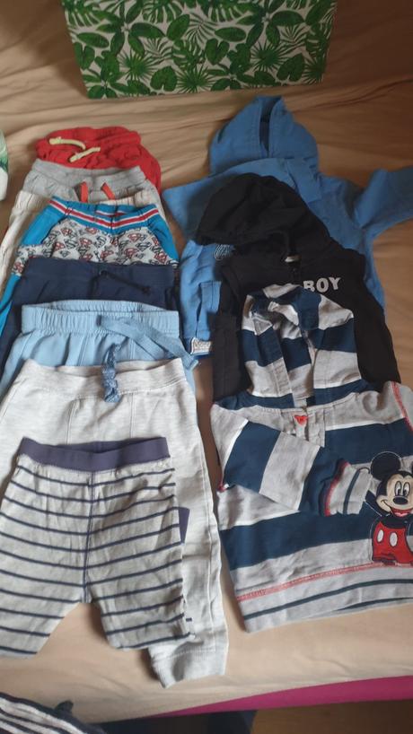 Balicek pre chlapca na donosenie, 86–98