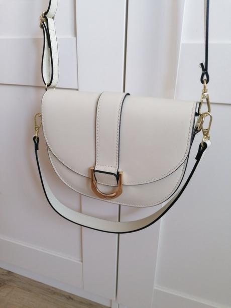 Kabelka bety zn. lubive,