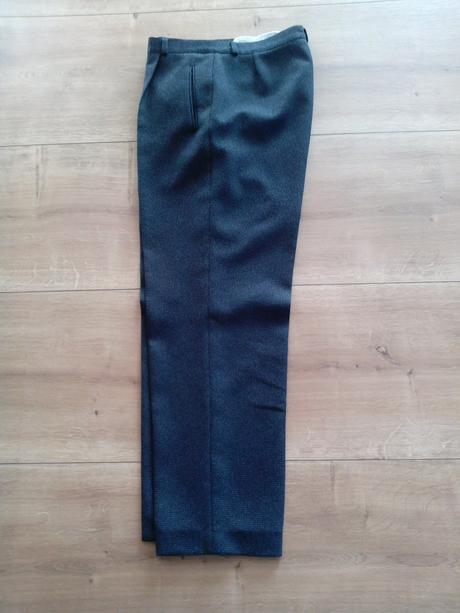 Trojdielny oblek 176/86, 48