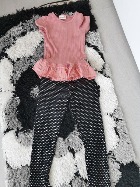 Krásny komplet vek 5-6r., coccodrillo,110