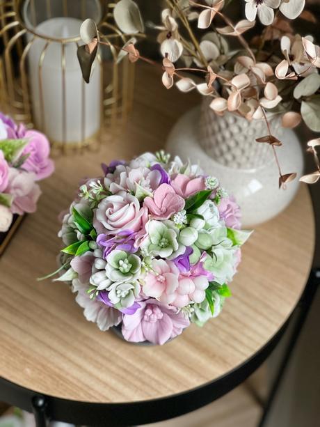 Mydlove kytice, ikebany,