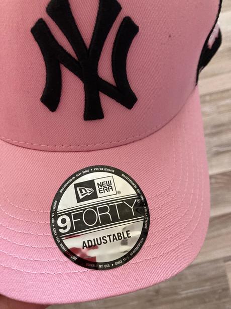 Krásna šiltovka new era, 