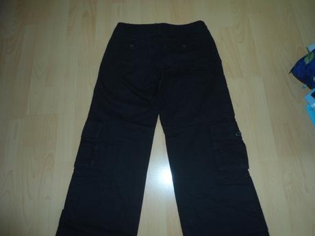 Cierne nohavice, s