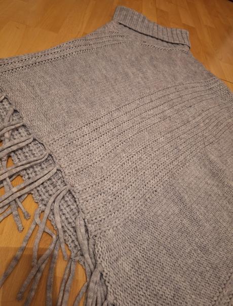 Pončo, colours of the world