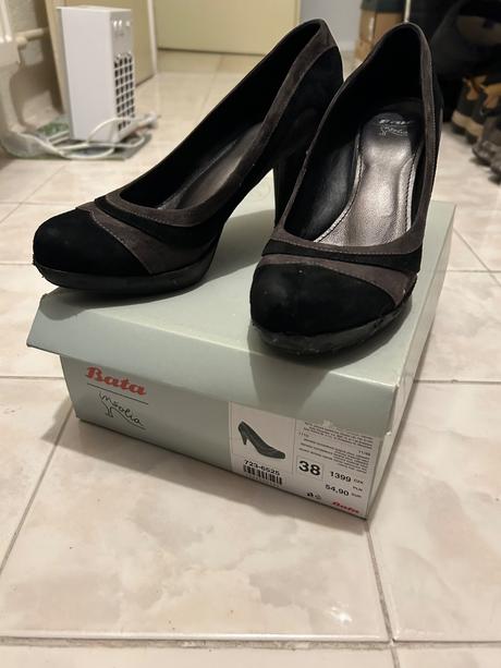 Lodičky pošta v cene, baťa,38