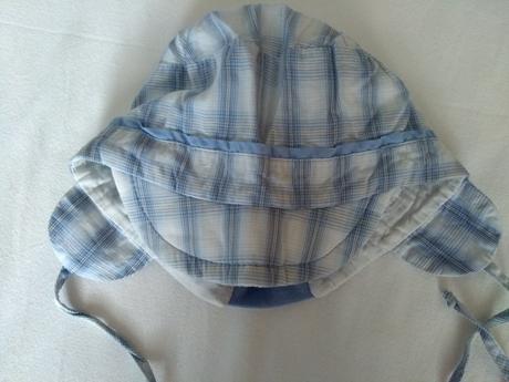 Čiapka na šnúrky, 80