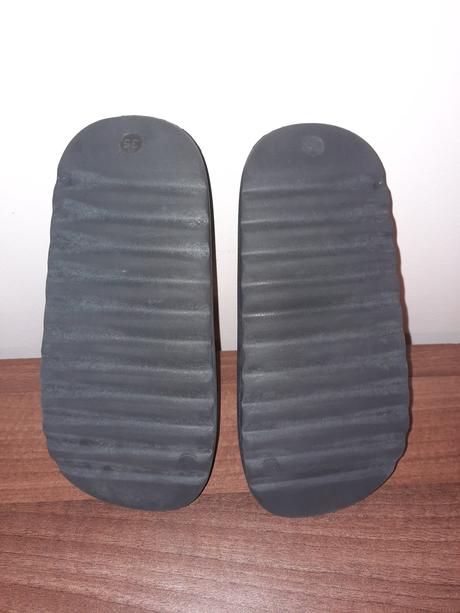 Gumené šľapky sonic 34/35 (vd 21 cm), reserved,34