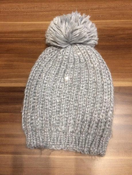 Trblietava čiapka, kappahl,128