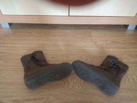 Teplé kožené čižmy super stav veľ 34 zn. klaveness, 34