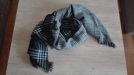 Teplucky, príjemný šál, 