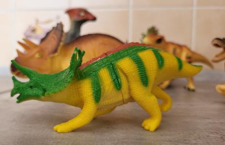 Dinosaury - 9 kusov, 