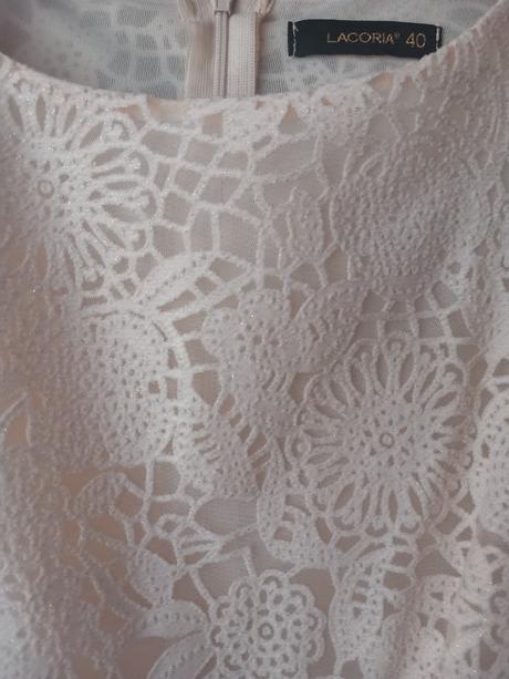 Slávnostné šaty, l