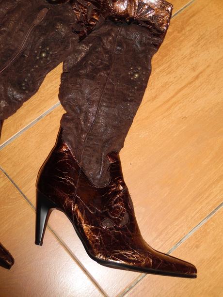 Lakované čižmy, 40