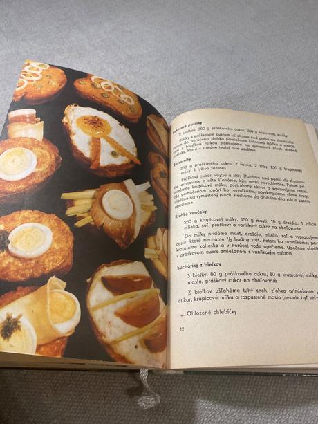 Stará krásna mladá kuchárka kniha anna marienková,