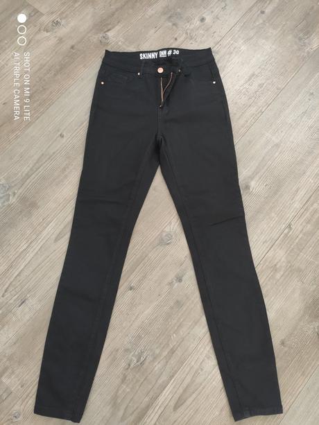 Elasticke cierne rifle, 36