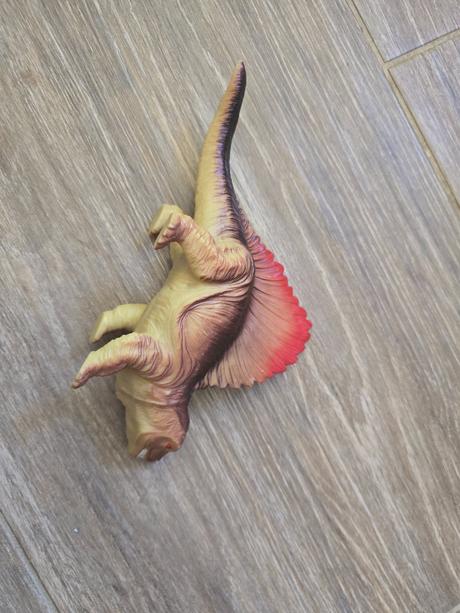 Dinosaur, 
